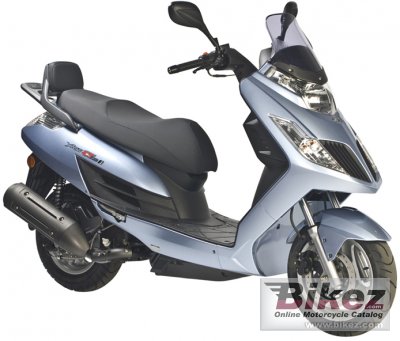 2010 Kymco Yagaer 200i photo